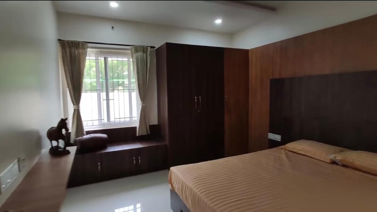 Hotel Gsr Residency à Kanchipuram Extérieur photo
