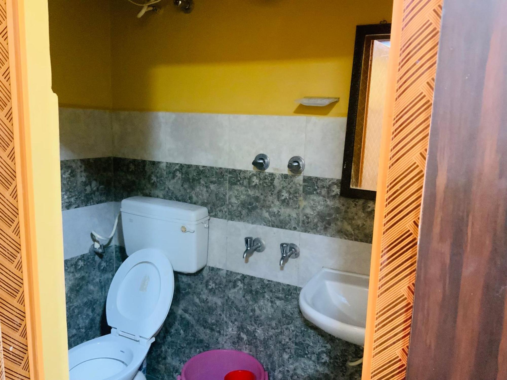 Hotel Gsr Residency à Kanchipuram Extérieur photo